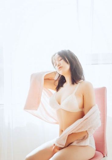 动漫欧美女生壁纸_720高清在线观看
