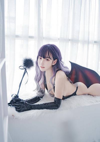 欧美制服女明星_4K高清电影在线