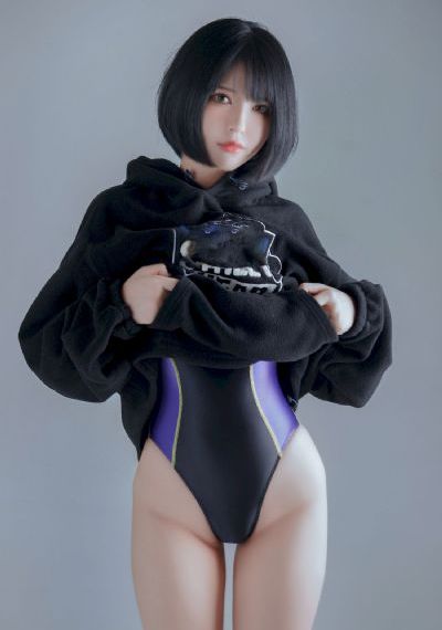 欧美名星皮草马甲街拍_超清完整版观看