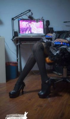 欧美人妖另类极品_BD英语在线播放